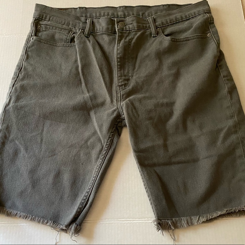 Levi cutt-offs shorts great condition size W38L